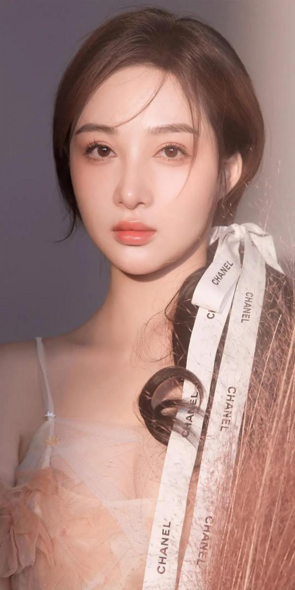 「哈尼克孜」祥光萬里畫依依