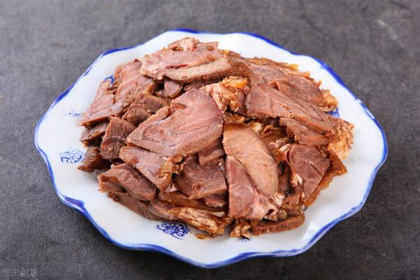 牛肉怎麼燉才能軟爛？牢記3個小妙招，牛肉入味軟爛，待客受歡迎
