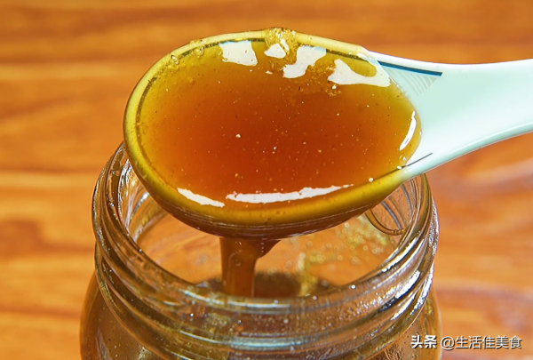 冬季農村人不買枇杷膏,多采這個食材,就能熬大一罐,舒坦過冬 冬季農村人不買枇杷膏,多采這個食材,就能熬大一罐,舒坦過冬