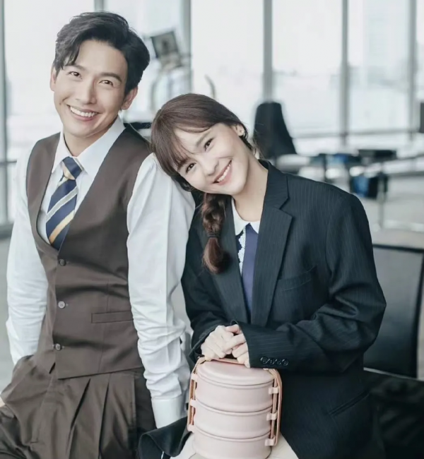 泰劇入華18年：從域外狗血奇觀到翻拍中國IP的生意經