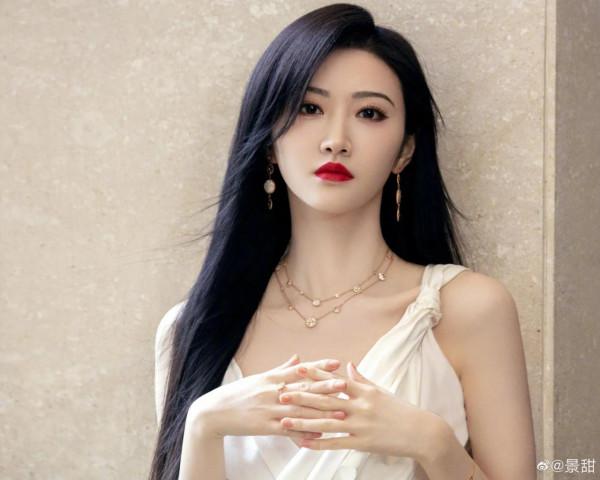 《司藤》裡的司藤太美了，景甜太好看了