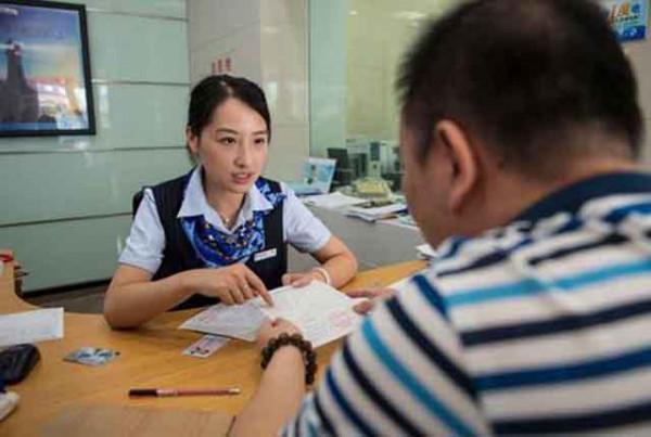 銀行簡訊服務能開嗎?有儲戶要關閉,銀行人提醒:別做“傻事” 銀行簡訊服務能開嗎?有儲戶要關閉,銀行人提醒:別做“傻事”