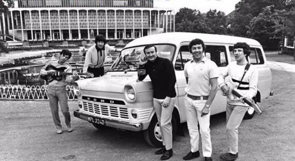 既能下賽道又能運大象 是什麼車如此優秀？