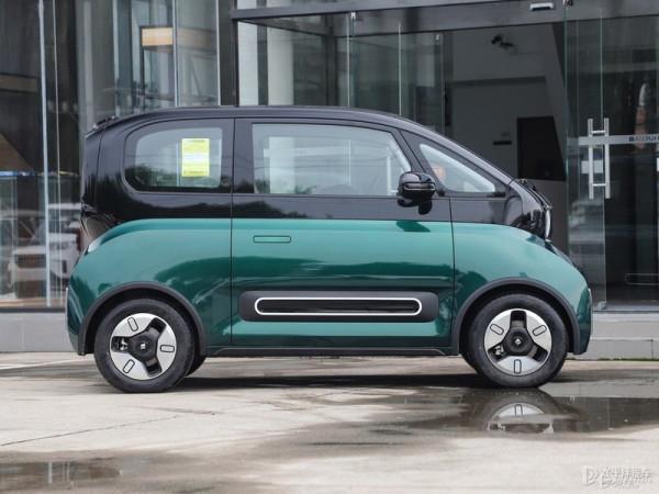 寶駿KiWi EV 高定版上市 售8.98萬元