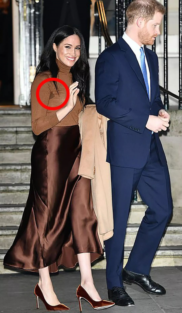 梅根有多不拘小節？冬天穿毛衣汗打溼腋下，和英女王出訪蹺二郎腿