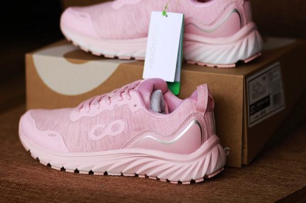 我的跑步裝備 咕咚10K悅彈跑鞋 我的跑步裝備 咕咚10K悅彈跑鞋