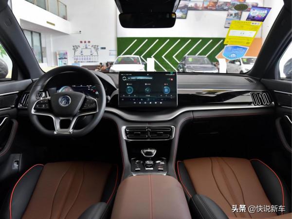 國產好車，大氣實惠，運動座椅，帶你看宋PLUS