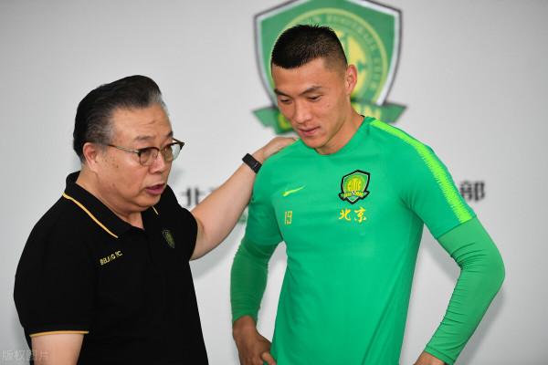 前國安老總:曾經反對中國足球燒錢風,但足協回覆這是市場規律 前國安老總:曾經反對中國足球燒錢風,但足協回覆這是市場規律