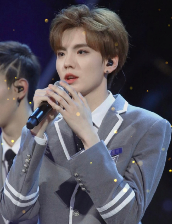 網劇《墨白》官宣開機，張雪迎首搭畢雯珺，演繹跨次元甜寵劇