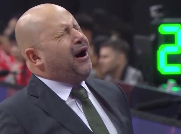 北京首鋼豪取四連勝！三塔無解，王驍輝被晃倒，靜待林書豪