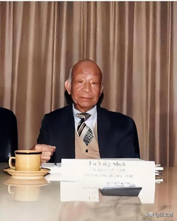 父子反目、兄弟鬩牆、母子結怨，家族“九子奪嫡”之戰無休無止