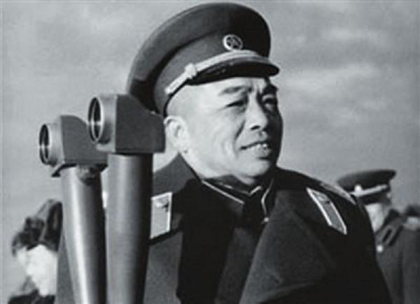1949年,彭總在戈壁炮轟10萬馬家軍,血洗西北報當年伏擊紅軍之仇 1949年,彭總在戈壁炮轟10萬馬家軍,血洗西北報當年伏擊紅軍之仇