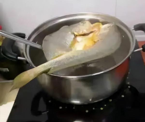 自己動手 | 百秒黃魚 鮮嫩可口 自己動手 | 百秒黃魚 鮮嫩可口