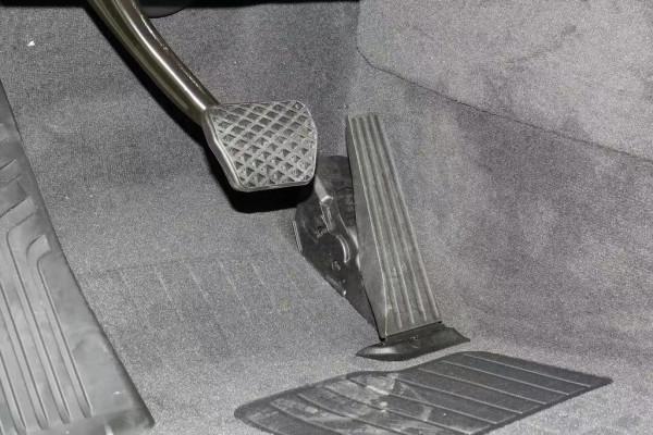 寶馬X5加速時有頓挫感什麼原因? 寶馬X5加速時有頓挫感什麼原因?