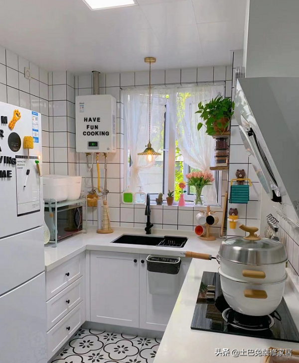 老公多花幾百元買燈,老破小也能逆襲變高大上 老公多花幾百元買燈,老破小也能逆襲變高大上