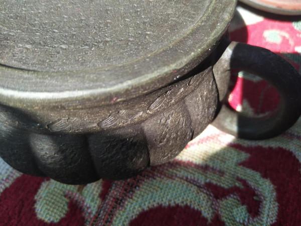 再發一個表裡不一的紫砂壺求指教