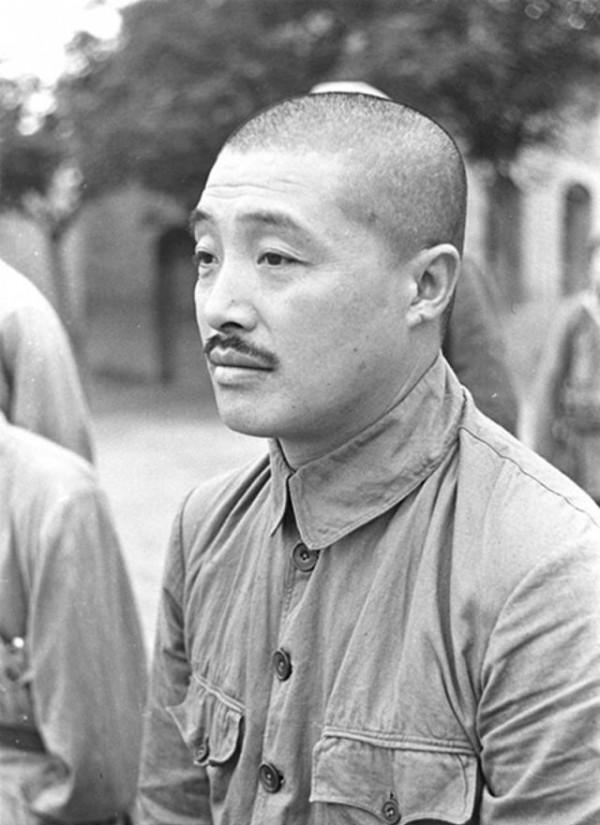 朱老總是第一元帥，賀帥排第五：為何賀老總的證書編號卻是第一？