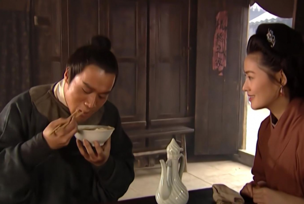 王思懿：26歲爆紅，被傳與&OpenCurlyDoubleQuote;武松&rdquo;因戲生情，結婚15年沒有孩子