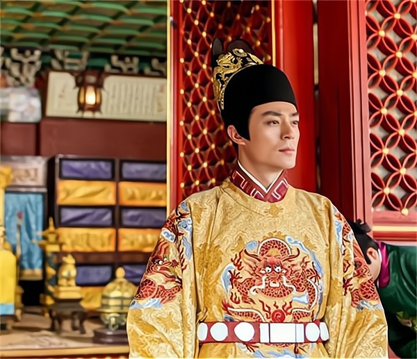 反戰的于謙和主戰的王振,誰才是真正的愛國者? 反戰的于謙和主戰的王振,誰才是真正的愛國者?