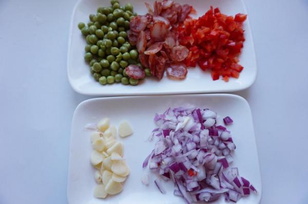 減肥期間就吃紫米海鮮飯，營養低脂，口感香糯味道很好