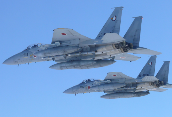 2月18日，日本或將批准轟炸別國領土；捷克總統嘲諷美情報部門