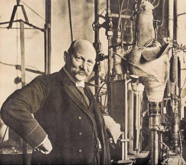 歷史上的今天 | 超導現象的發現者海克·卡末林·昂內斯逝世