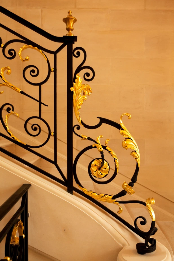 紐卡新老闆世界最貴豪宅內景曝光:自帶夜店水族館,黃金隨處可見 紐卡新老闆世界最貴豪宅內景曝光:自帶夜店水族館,黃金隨處可見