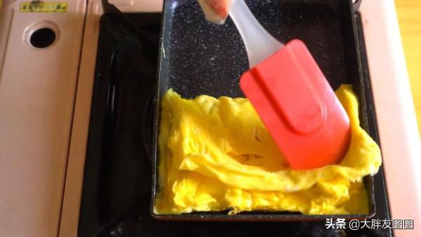 30塊買一個雞蛋三明治？告辭！自己做的更香，秘方免費送