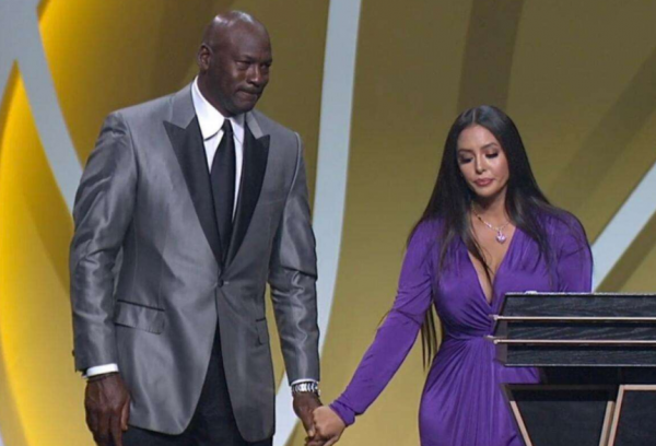 給科比的一封信！2年時間匆匆而過，你還好嗎？永不服輸的黑曼巴