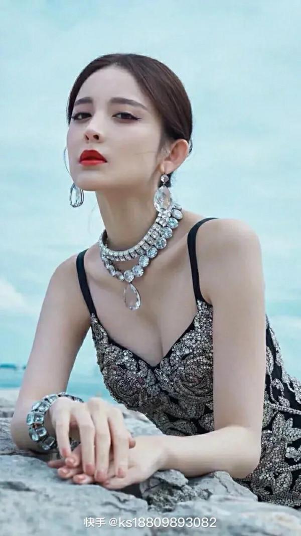 明星集圖：古力娜扎