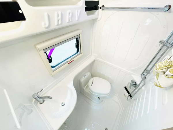 旌航2021星艦款 進口依維柯底盤 大額頭雙拓展 高階材質精緻範兒 旌航2021星艦款 進口依維柯底盤 大額頭雙拓展 高階材質精緻範兒