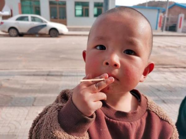 逗孩子本沒錯，但這些“低階”的逗娃行為容易傷害孩子，該停止了