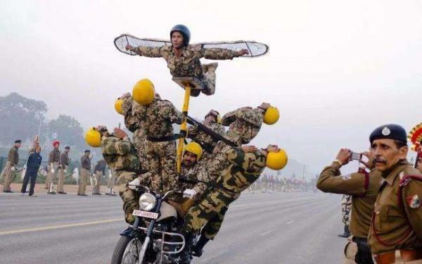 這下不怪裝備了!印智慧機器人部署一線,士兵神奇操作損失數百萬 這下不怪裝備了!印智慧機器人部署一線,士兵神奇操作損失數百萬