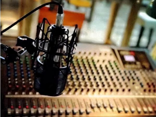 京城簡約風書店，乾淨明亮簡簡單單的閱讀之所