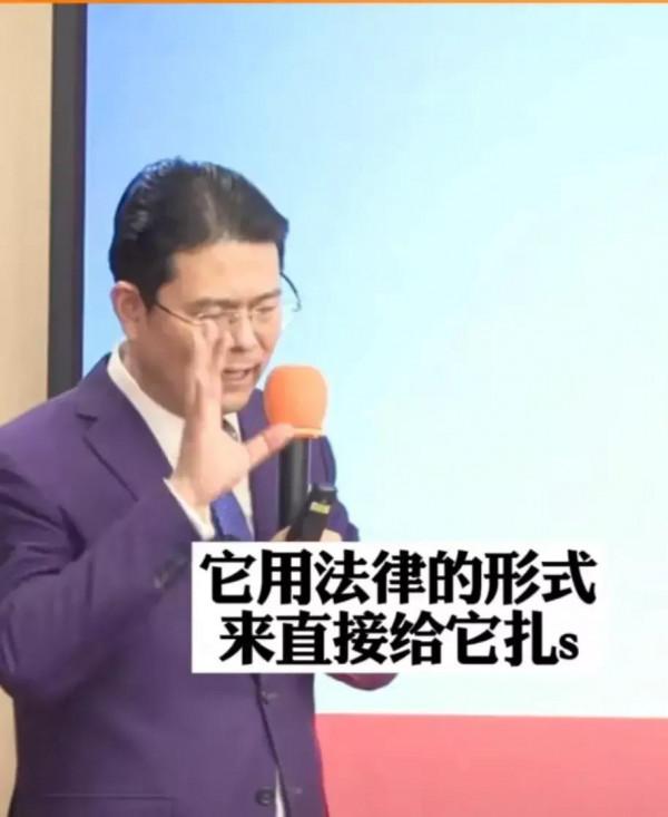 只要以拳師的口吻說一件嚴肅的事情，大機率是假的