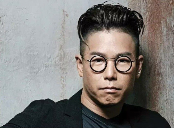 靠綜藝翻紅的林曉峰，出道很早事業平平，感情更是一地雞毛