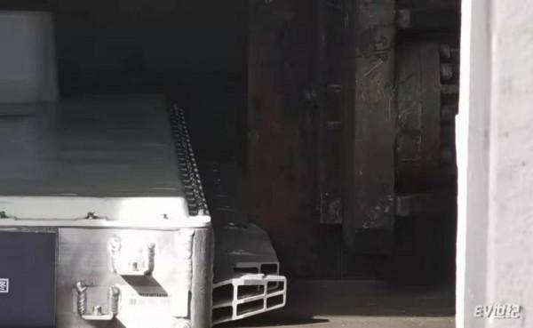 真安全要看得見 嵐圖汽車釋出“琥珀”和“雲母”電池安全技術 真安全要看得見 嵐圖汽車釋出“琥珀”和“雲母”電池安全技術