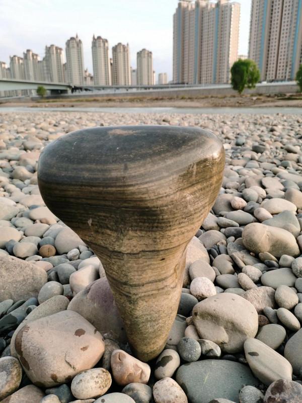 #奇石#黃河石#賞石藝術 #奇石#黃河石#賞石藝術