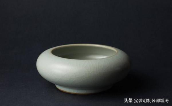 雨過天晴雲破處，乍暖還寒冰綻時 冰裂欞格傢俱上的使用