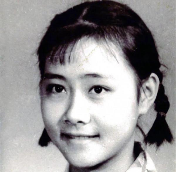 整容老去和自然老去的區別？4對同齡昔日貌美女星，如今差別驚人