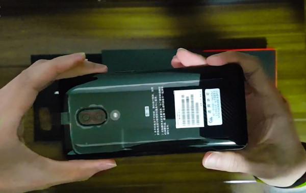 智慧手機也用滑蓋設計，體驗國產聯想Z5 PRO，細節之處很矛盾