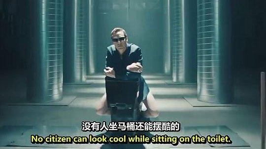 上廁所前一個小動作，就能避免掉馬桶濺水的問題，簡單實用