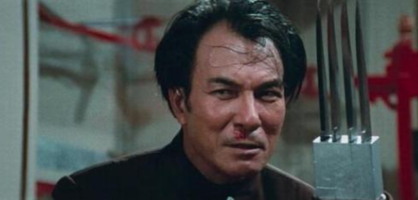 2009年石堅去世,曾一拳打傷李小龍,為何從影53年卻甘當綠葉? 2009年石堅去世,曾一拳打傷李小龍,為何從影53年卻甘當綠葉?