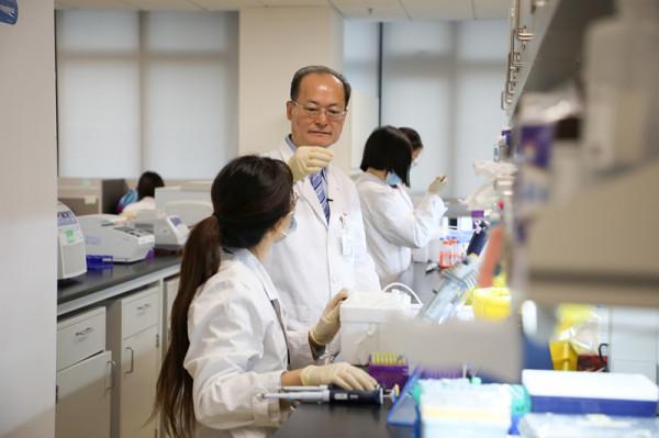 我國中西部學齡期兒童先心病患病情況如何?復旦兒科黃國英團隊成果登上國際頂級心血管病學雜誌 我國中西部學齡期兒童先心病患病情況如何?復旦兒科黃國英團隊成果登上國際頂級心血管病學雜誌