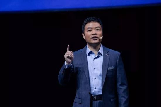 那個37歲把公司賣給馬雲,套現300億的年輕人,如今怎麼樣了? 那個37歲把公司賣給馬雲,套現300億的年輕人,如今怎麼樣了?