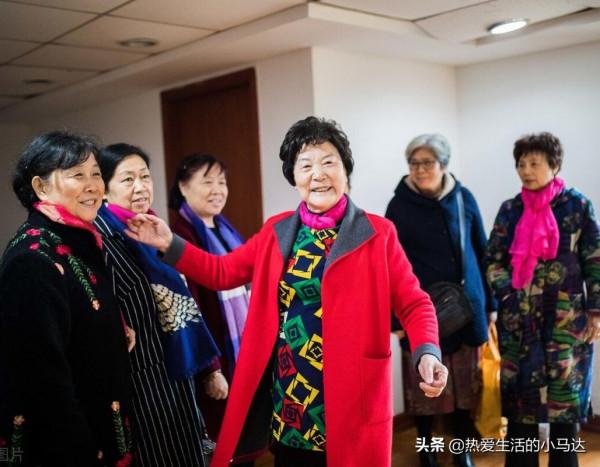 為何說“老年人不要輕易搭夥？”62歲大媽說出自身經歷，讓人醒悟