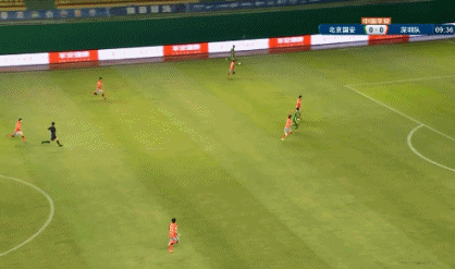 2-2！中超戲劇一戰：5分鐘2張紅牌+VAR改判+絕平，國安3輪僅1分