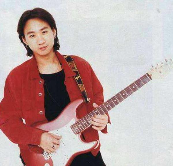 1993年黃家駒去世,前女友林楚麒以未亡人身份守夜,她現在如何了 1993年黃家駒去世,前女友林楚麒以未亡人身份守夜,她現在如何了