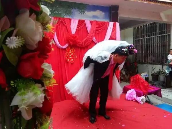 各地婚禮習俗你知道嗎。原來結婚還有這麼多習俗 各地婚禮習俗你知道嗎。原來結婚還有這麼多習俗