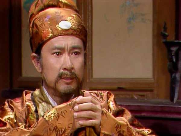 中秋節異兆頻發、悲音紛現,寧榮二府的當家人是如何應對的? 中秋節異兆頻發、悲音紛現,寧榮二府的當家人是如何應對的?